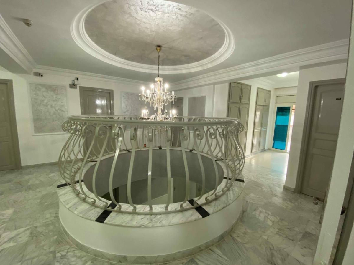 Hotel Le Calife Tunis Exterior foto