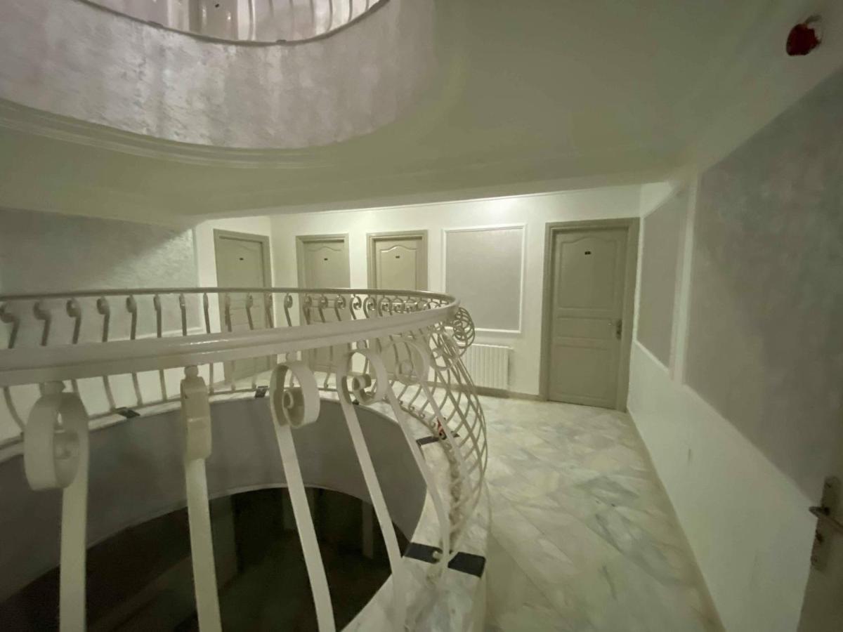 Hotel Le Calife Tunis Exterior foto